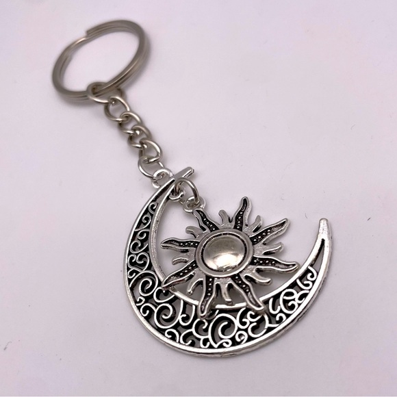 SILVER MOON | Dangly Sun & Moon | Bag Charm | Keychain (Brand New!) 💘 - Picture 8 of 10